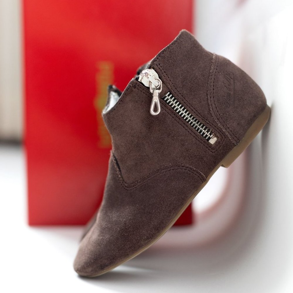 [EU 26/US9-9.5] POM D'API Daisy Low Zip Boot -box